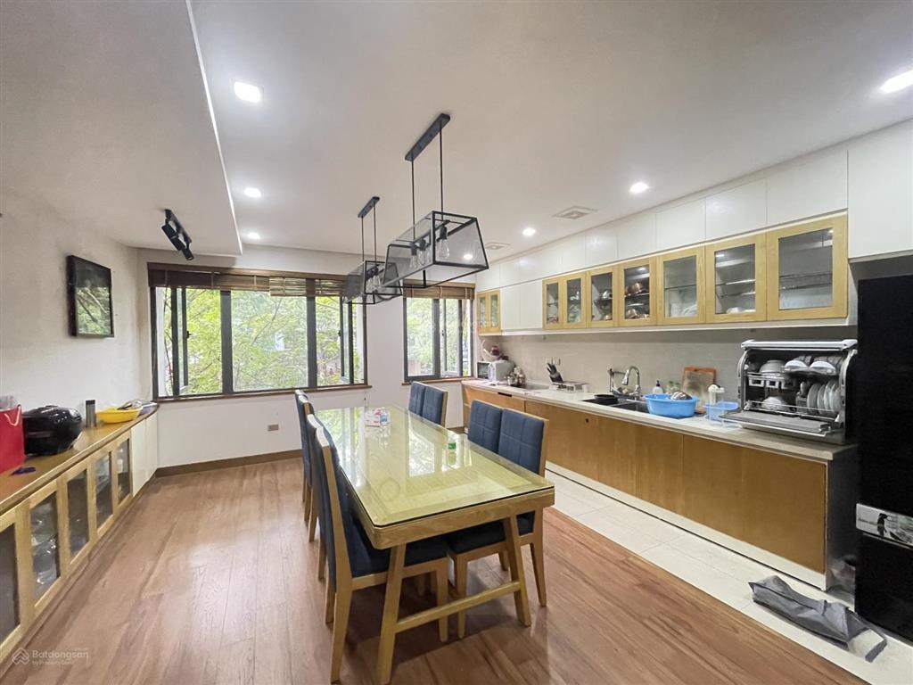 Hàng hiếm | nhà phố xẻ khe 135m | 2 mặt tiền | nở hậu 7,5m | sở hữu view công viên phía sau