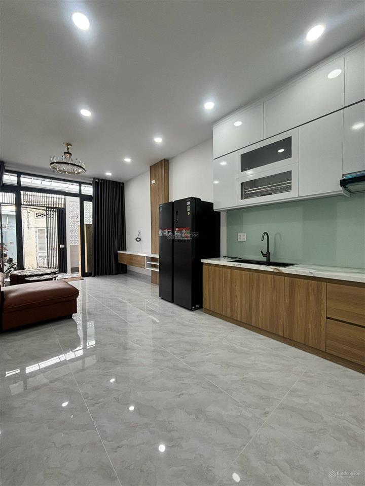 Nhà hẻm cắt kiếng đường 2/4 , dt  45m2 đẹp , giá 3 tỷ 4