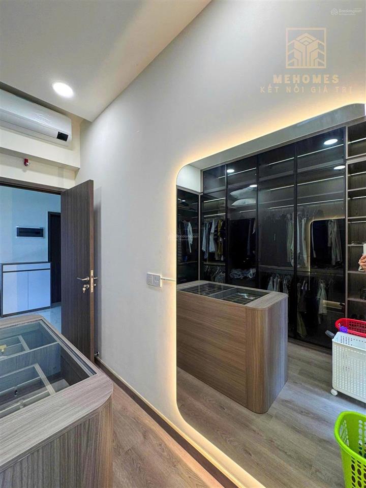 Centery  bán căn vip  3pn thanh toán 3.835 nhận nhà (thanh toán giãn tới 3 năm giá tổng 10.8 tỷ )