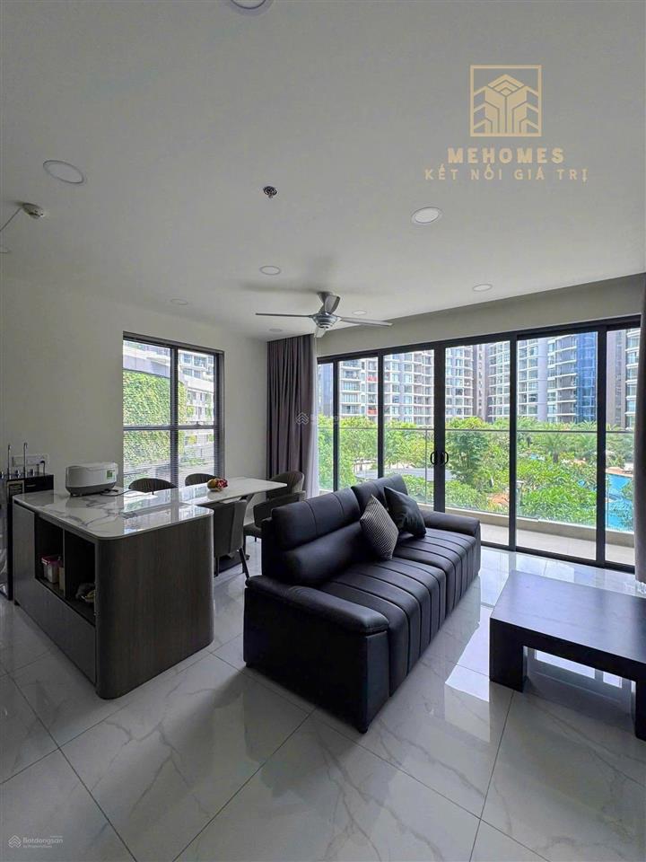Centery  bán căn vip  3pn thanh toán 3.835 nhận nhà (thanh toán giãn tới 3 năm giá tổng 10.8 tỷ )