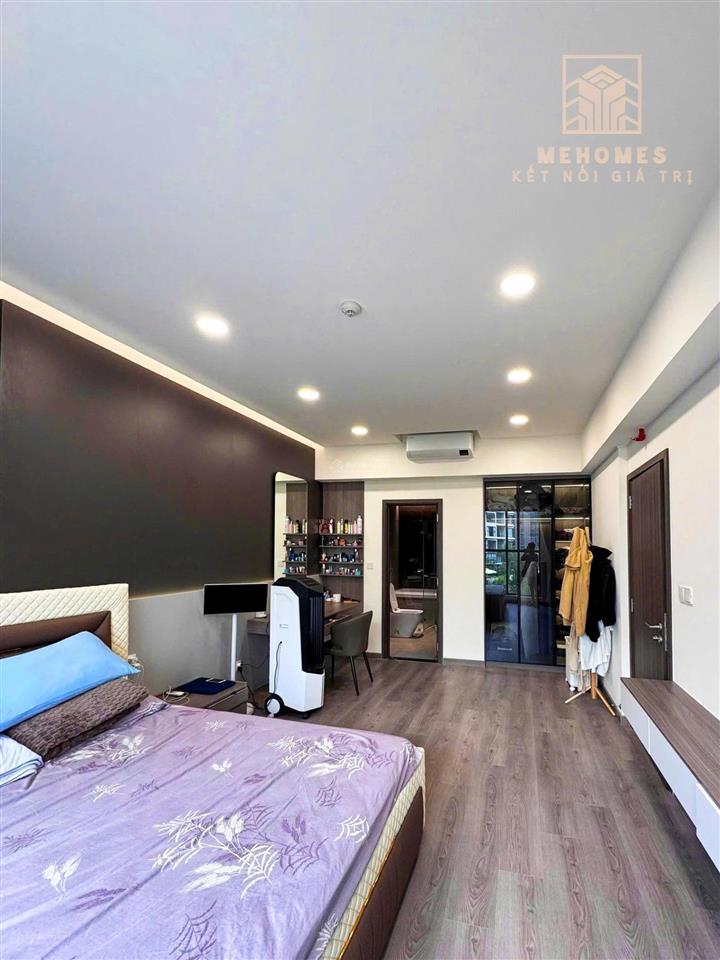 Centery  bán căn vip  3pn thanh toán 3.835 nhận nhà (thanh toán giãn tới 3 năm giá tổng 10.8 tỷ )
