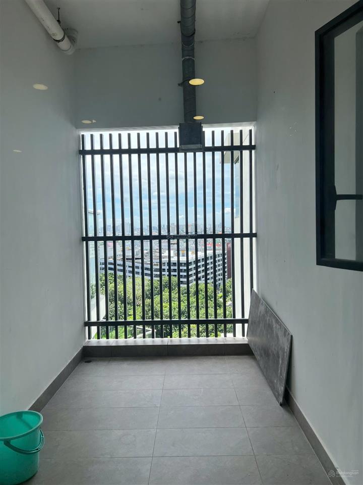 Brilliant  không lầu 13  3pn + diện tích lớn vị trí góc (ưu điểm đặc sắc công viên rông nhất)