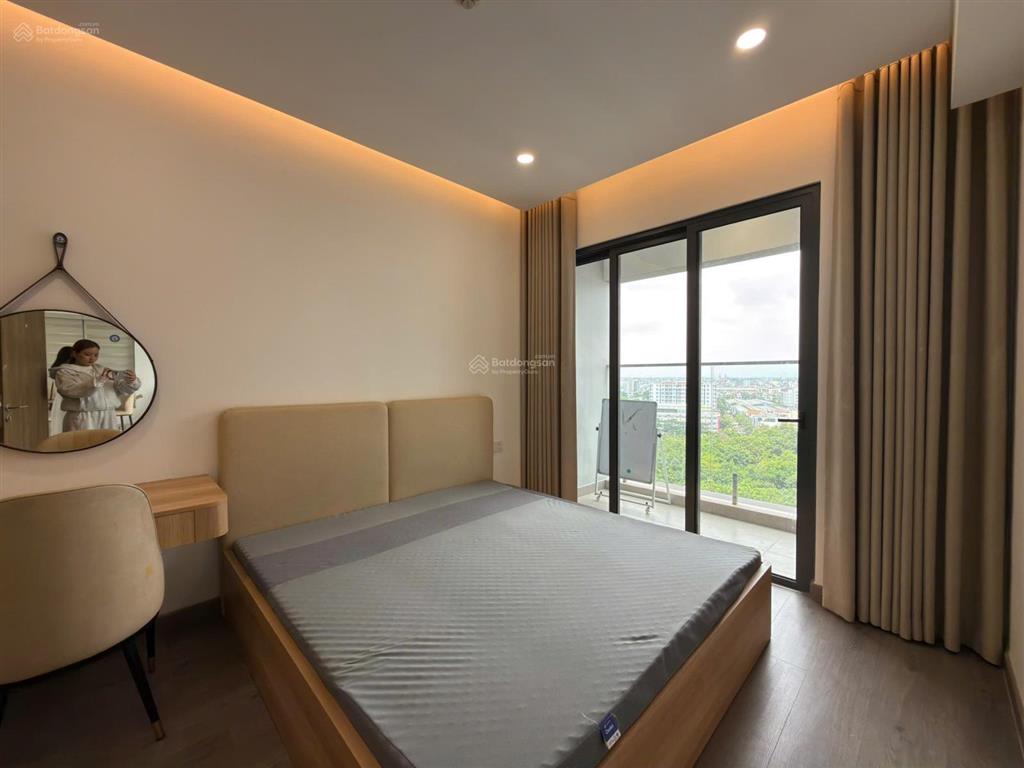 Chuyên alnata plus  lãi cao  thời điểm tốt  chốt giá tốt 85m2 full nội thất sẵn ô xe định danh