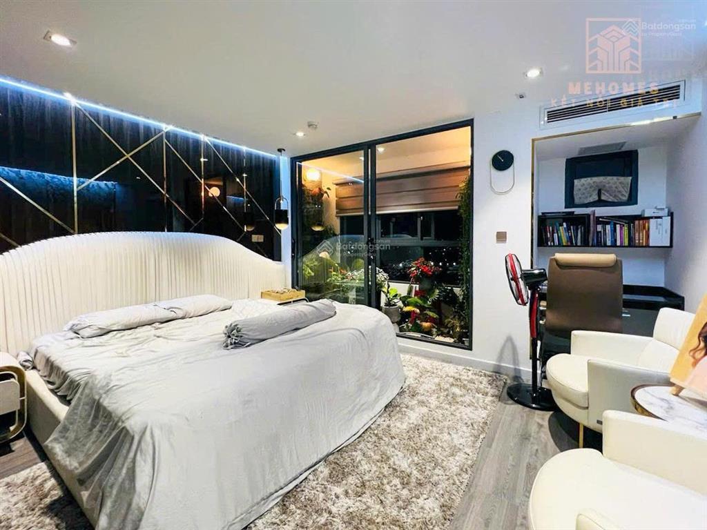 Emerald em dũng chuyên bán (4pn rộng nhất khu 200m2 giá 12.1 tỷ) luôn cập nhật sản phẩn gửi a/chi