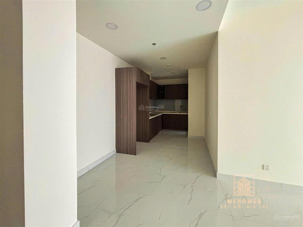 Centery  thực tế phân khu cao cấp nhất 96m2 giá 17 triệu ( luôn cập nhật căn mới đến anh chị )