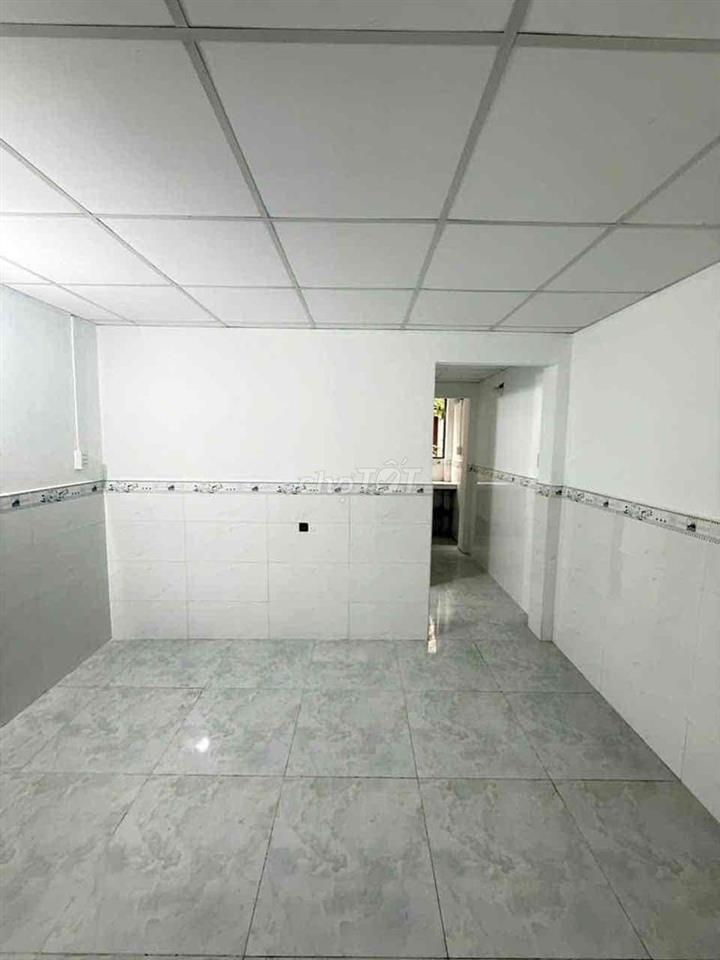 bán nhà thạnh lộc 50, DT 35m2 nhà 1 trệt 1 lầu