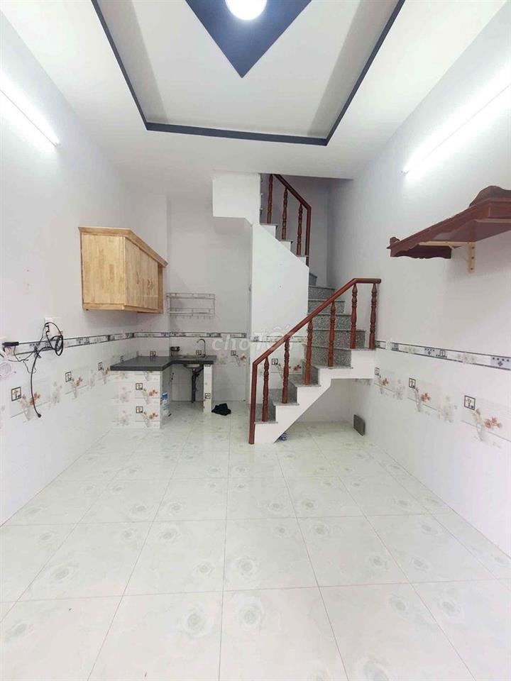 nhà 1 trệt 2 lầu đường thạnh xuân 52, gần trường tô ngọc vân