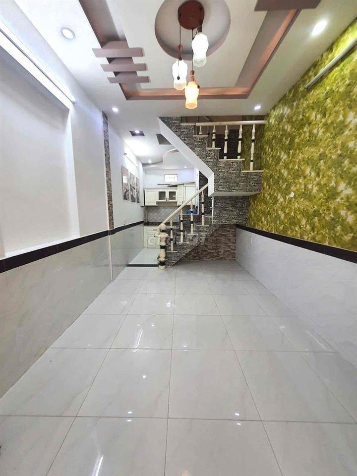 nhà bán đường thạnh lộc 41, DT3x9m, hẻm xe hơi