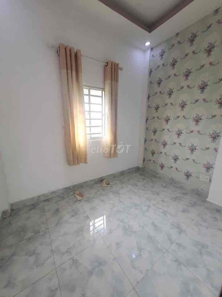 nhà bán đường thạnh lộc 41, DT3x9m, hẻm xe hơi