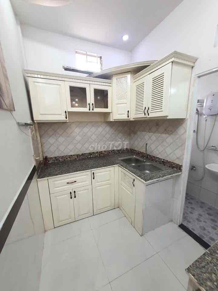 nhà bán đường thạnh lộc 41, DT3x9m, hẻm xe hơi