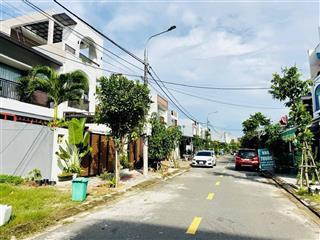 Đất đường nguyễn thành thọ  sát cầu khuê đông  song song võ chí công cách 100m  giá 4 tỷ 600