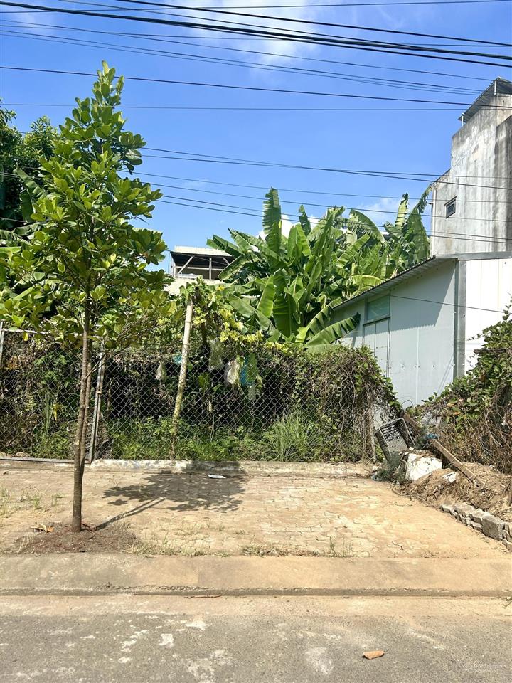 Chào bán lô đất kẹp cống  đường đồng phước huyến  gần võ chí công  mai đăng chơn