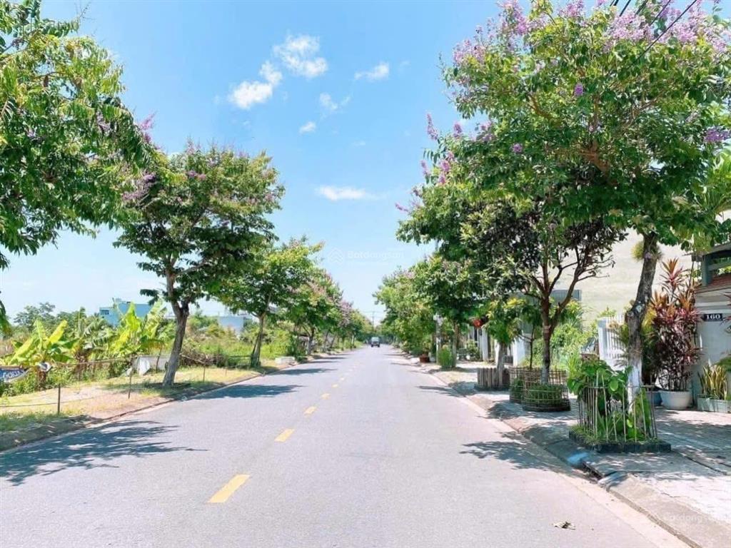 Bán lô đất đường 7m5  phạm đức nam  thông mai đăng chơn  gần trường học song song võ chí công