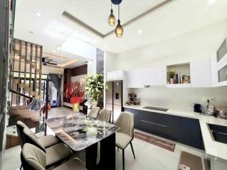 Bán nhà 2 mê  full nội thất  đường thanh lương 18  hòa xuân  đà nẵng