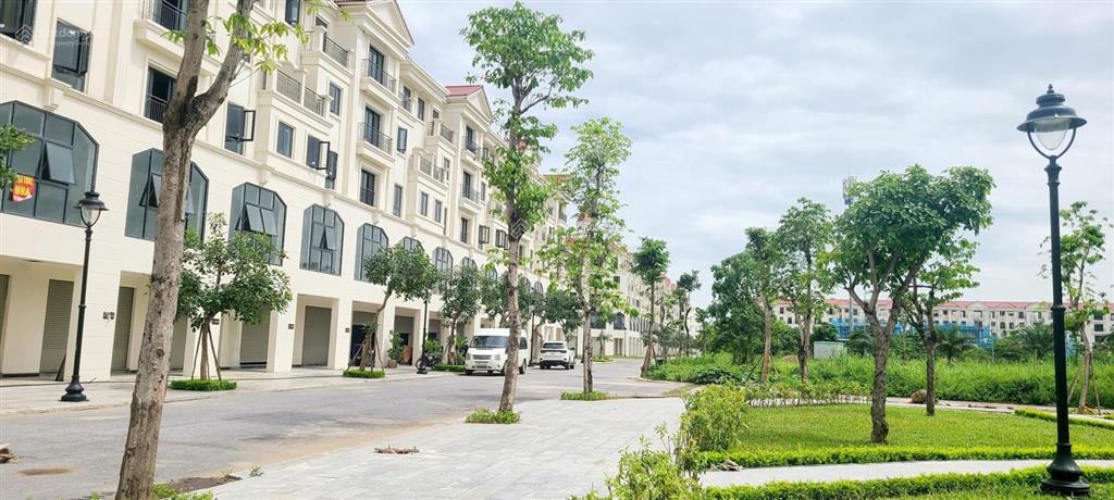 Bán liền kề đường 17m khu hy lạp dự án hinode royal park. diện tích 90m2 giá 15 tỷ.  0966 761 ***
