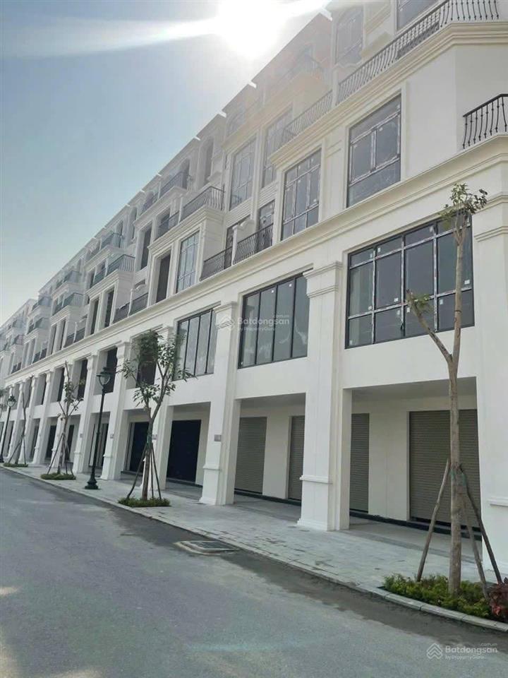 Bán gấp liền kề đường 12m khu anh quốc dự án hinode royal park. dt 100m2 giá 16,9 tỷ.  0966 761 ***