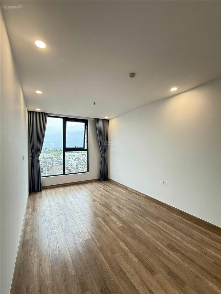 Chỉ 7,4 tỷ căn 3pn diện tích 99,5m2 hướng đông nam dự án the wisteria đường 32 hoài đức. 0966 761 ***