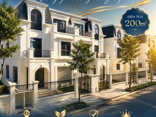Cần bán biệt thự song lập gần hồ dự án hinode royal park. dt 200m2, giá 35 tỷ.  0966 761 ***