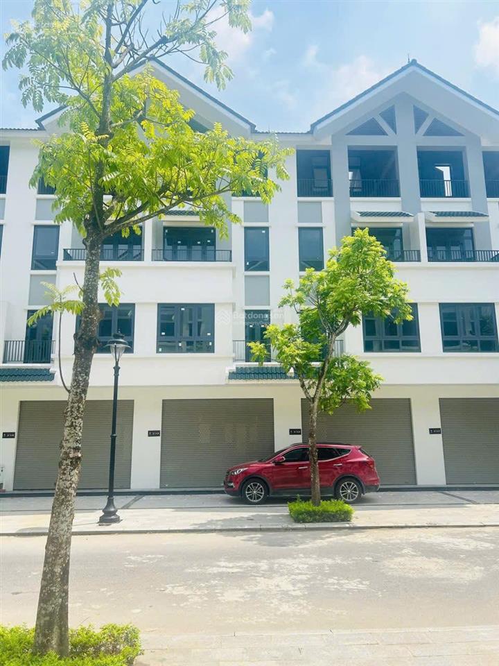 Siêu rẻ, chỉ 16,5 tỷ căn liền kề 100m2 đường 30m khu đông dương dự án hinode royal park. 0966 761 ***