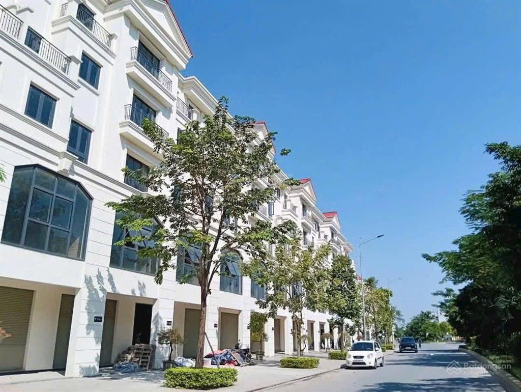 Giá tốt, chỉ 15,4 tỷ căn liền kề 5 tầng diện tích 100m² dự án hinode royal park.  0966 761 ***
