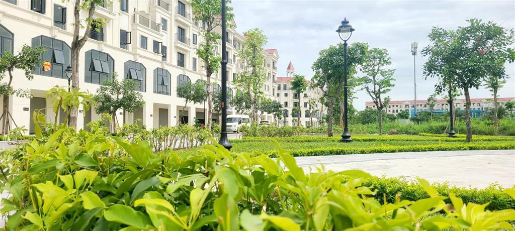 Giá tốt, chỉ 15,4 tỷ căn liền kề 5 tầng diện tích 100m² dự án hinode royal park.  0966 761 ***