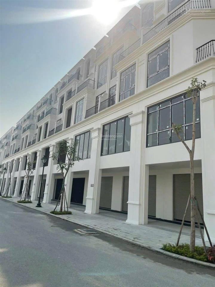 Bán liền kề hướng đông nam khu anh quốc dự án hinode royal park. dt 100m2, giá 15,5 tỷ. 0966 761 ***