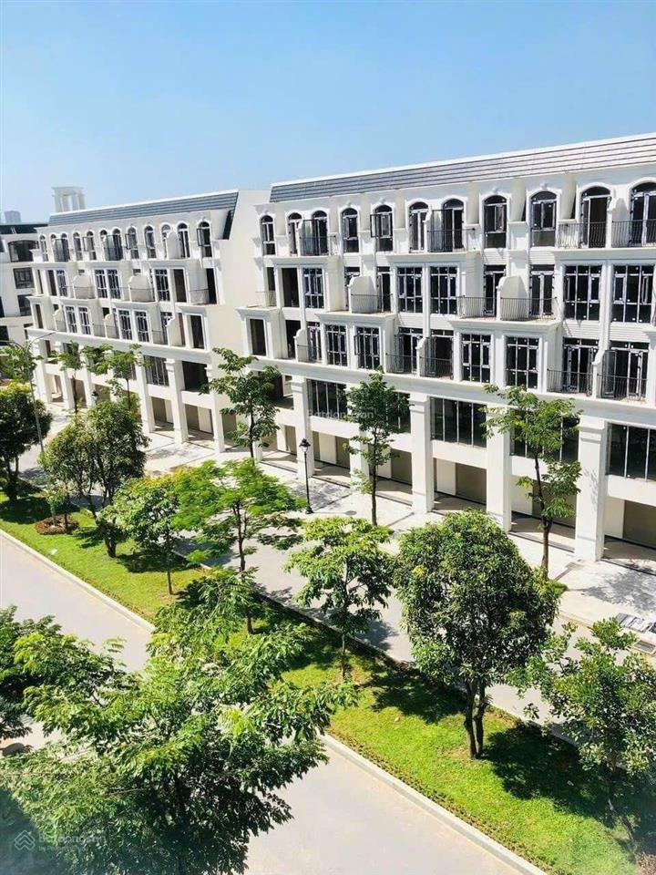Cần bán gấp liền kề trục thảo viên dự án hinode royal park. dt 100m2, giá 19,5 tỷ.  0966 761 ***