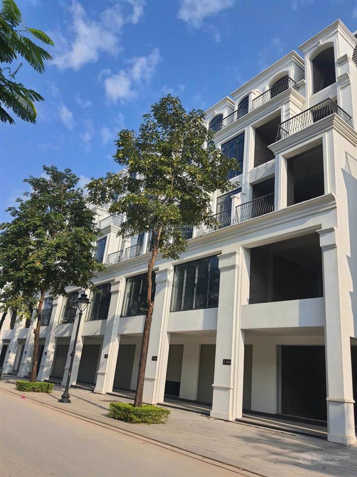 Cần bán gấp liền kề trục thảo viên dự án hinode royal park. dt 100m2, giá 19,5 tỷ.  0966 761 ***