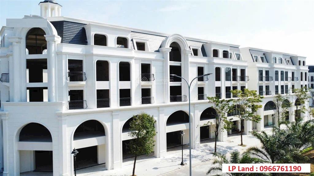 Rẻ bất ngờ, chỉ 28 tỷ căn liền kề khu ý dự án hinode royal park. diện tích 135m2.  0966 761 ***