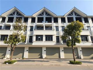 Bán liền kề hướng đông nam khu đông dương dự án hinode royal park. dt 100m2 giá 13,5 tỷ. 0966 761 ***