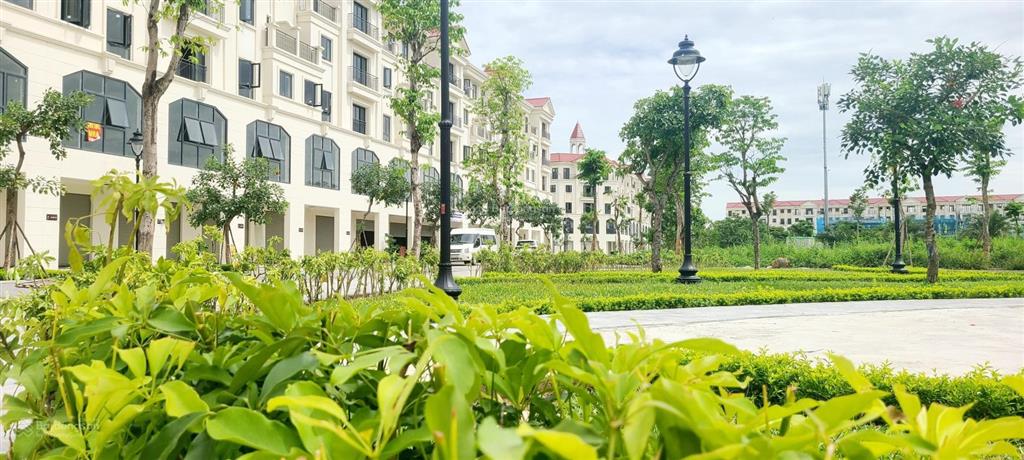 Chỉ 15 tỷ căn liền kề 100m2 view vườn hoa khu hy lạp dự án hinode royal park.  0966 761 ***