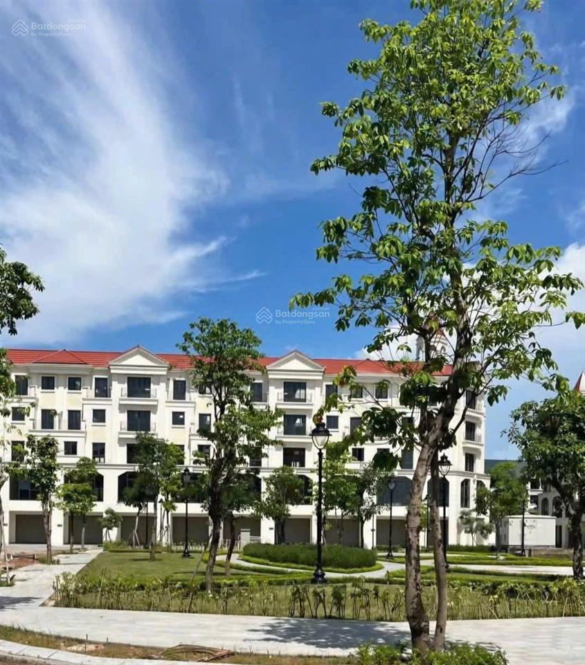 Chỉ 15 tỷ căn liền kề 100m2 view vườn hoa khu hy lạp dự án hinode royal park.  0966 761 ***