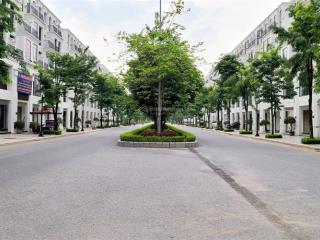 Cần bán gấp liền kề đường 30m thảo viên dự án hinode royal park. dt 100m2, giá 17 tỷ.  0966 761 ***