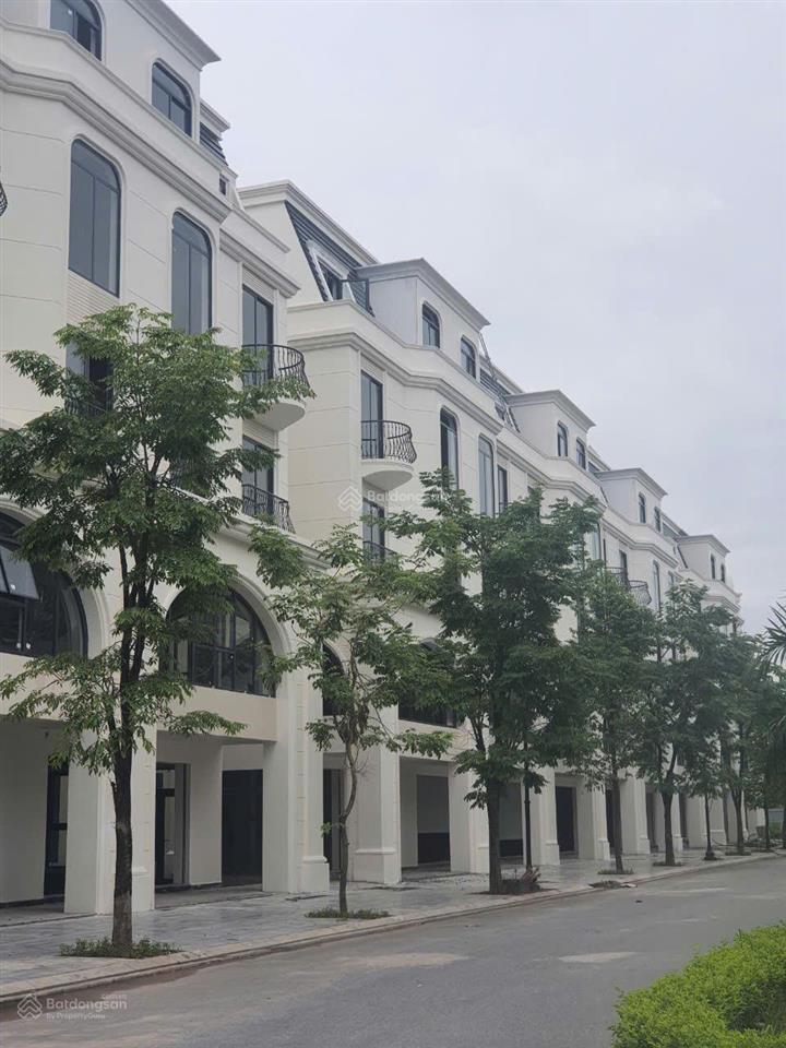 Rẻ lắm rồi, chỉ 21 tỷ căn liền kề 135m2 khu thịnh vượng dự án hinode royal park.  0966 761 ***