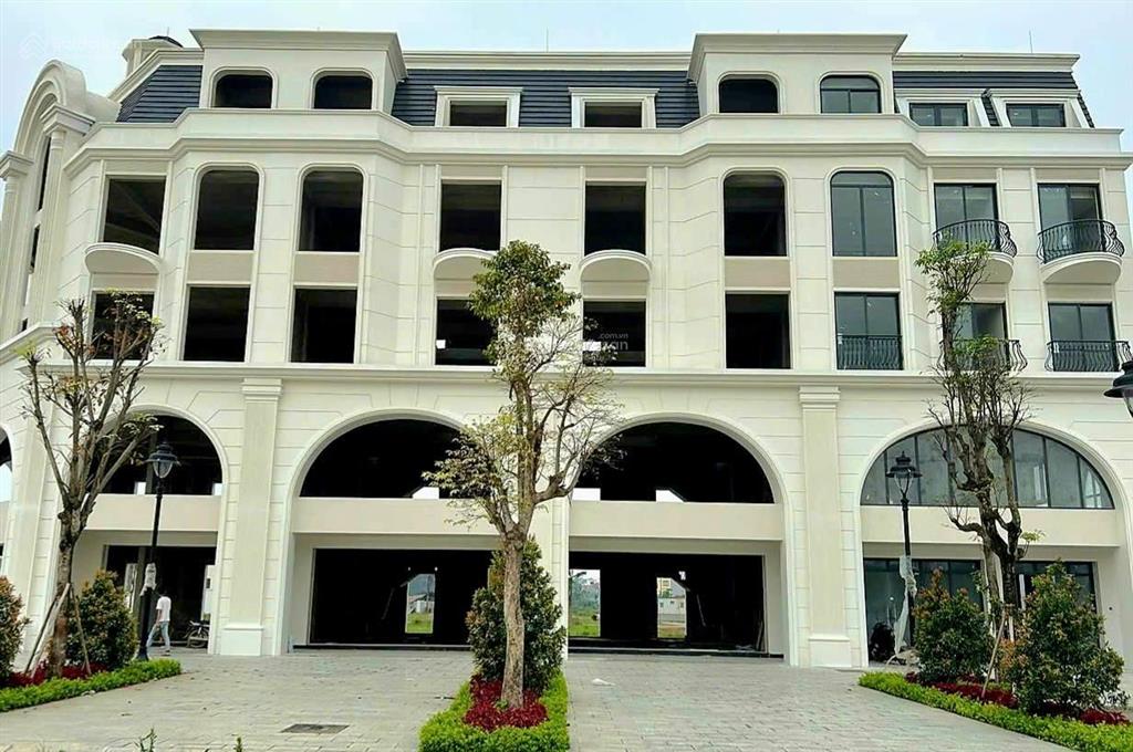 Rẻ lắm rồi, chỉ 21 tỷ căn liền kề 135m2 khu thịnh vượng dự án hinode royal park.  0966 761 ***