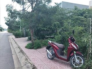 Hàng hiếm bán lô đất mặt tiền hoàng phan thái xã bình chánh, huyện bình chánh dt 313m2 giá 12 tỷ