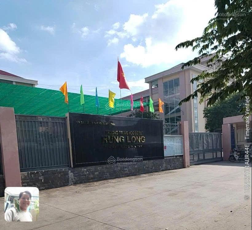 Bán đất đường đoàn nguyễn tuấn, gần trường học hưng long, bình chánh, giá rẻ