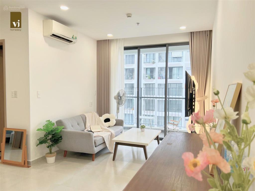 Bán cc mt eastmark 3pn 3wc shr giá 4,8 tỷ view landmark 81 tầng cao