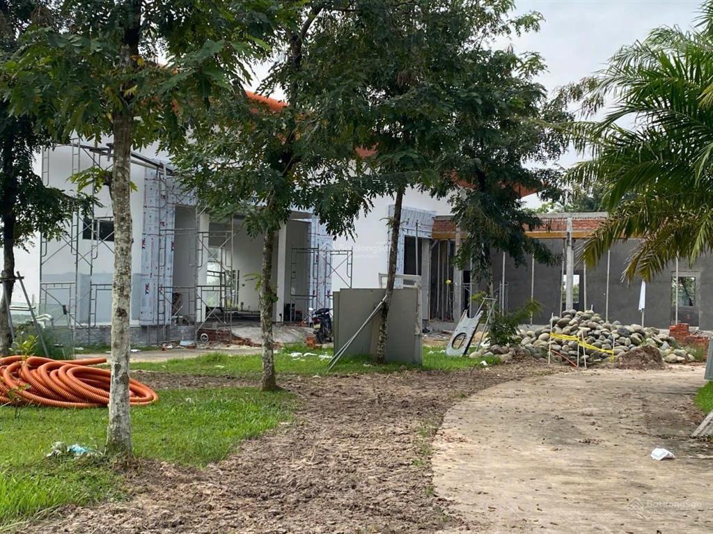 Mega city 2  nhơn trạch  bán biệt thự v4  3 (220m2) giá 2,850tỷ đường tl25c, đồng nai