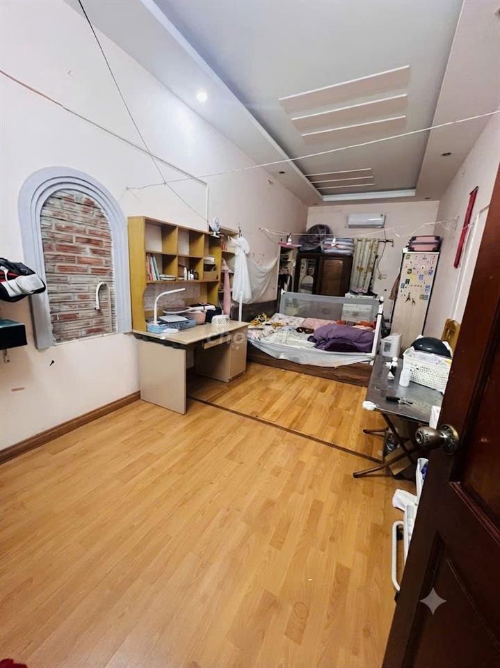 CHO THUÊ NHÀ NGUYÊN CĂN 100M² – 3PN, 2WC, BẾP RIÊNG – MAI DỊCH