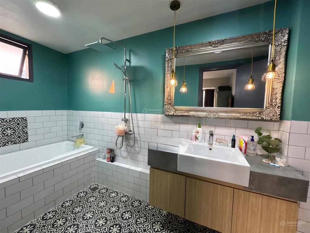Duplex emerald 200m2  5pn 4wc. căn hộ nội thất đẹp nhất khu tây sài gòn, chủ nhà để lại full nt