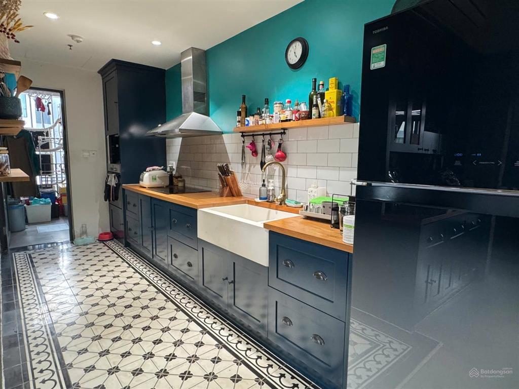 Duplex emerald 200m2  5pn 4wc. căn hộ nội thất đẹp nhất khu tây sài gòn, chủ nhà để lại full nt