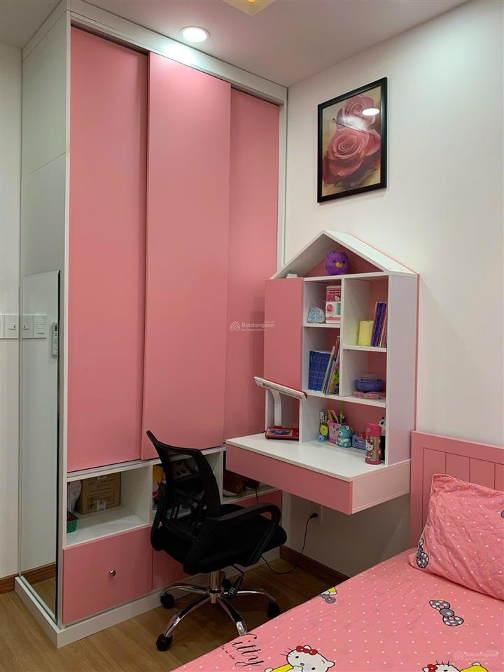 Bán căn hộ ruby 3pn + 2wc tại celadon city, 5,1 tỷ, 80m2. full nội thất đẹp như hình, sang trọng