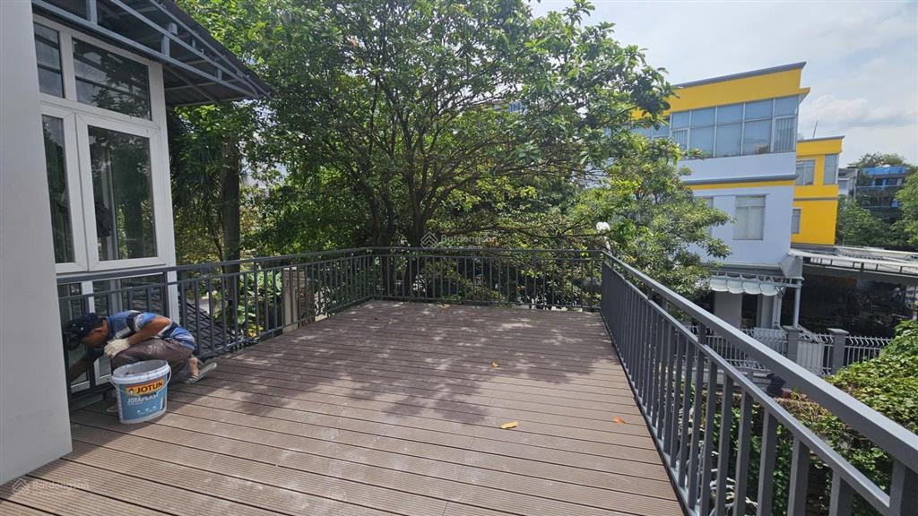 Hot  villa đường bát nàn 8 phòng ngủ, 15mx18m  70tr / tháng