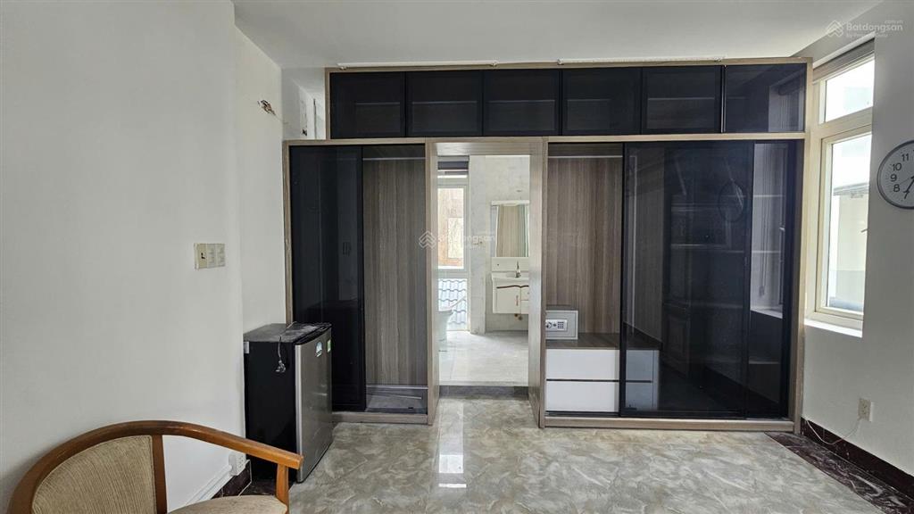 Hot  villa đường bát nàn 8 phòng ngủ, 15mx18m  70tr / tháng