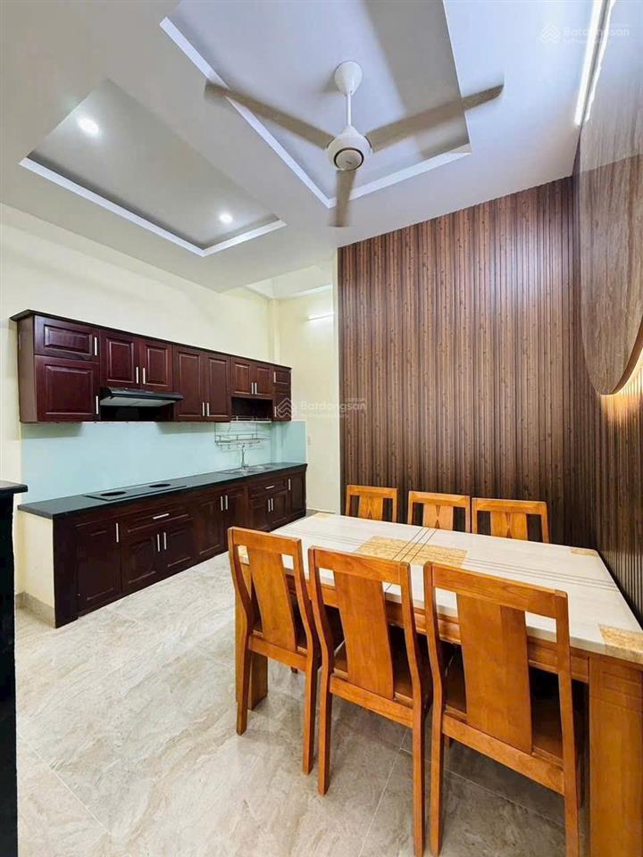Bán nhà riêng tại thạnh xuân 24, 5,3 tỷ, 56m2, hot!