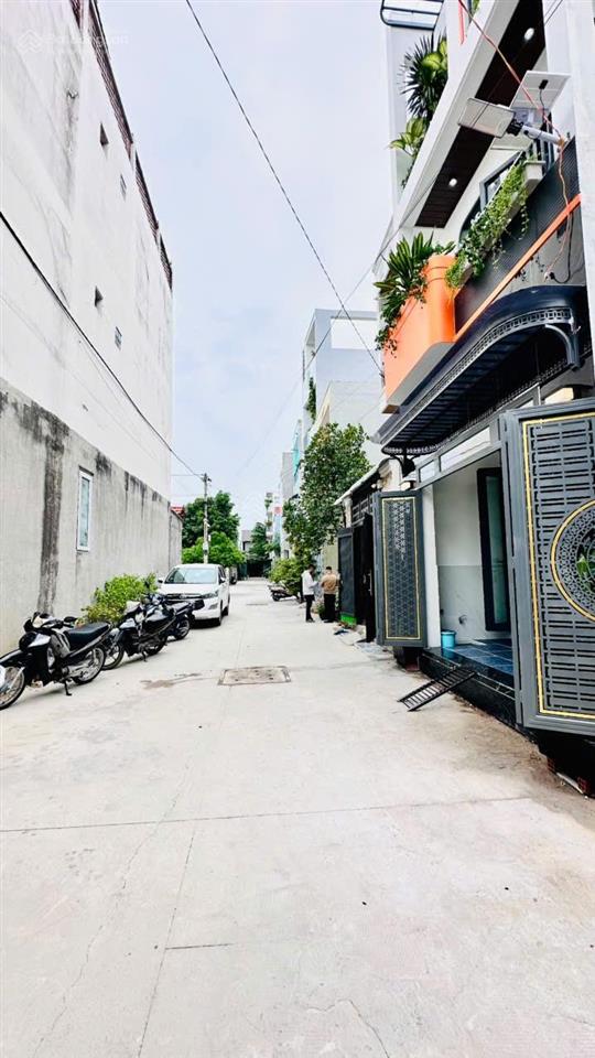 Bán nhà riêng view đẹp tại hà huy giáp, 5,35 tỷ, 52m2, 3pn + 5wc, p thạnh xuân, q12, hcm