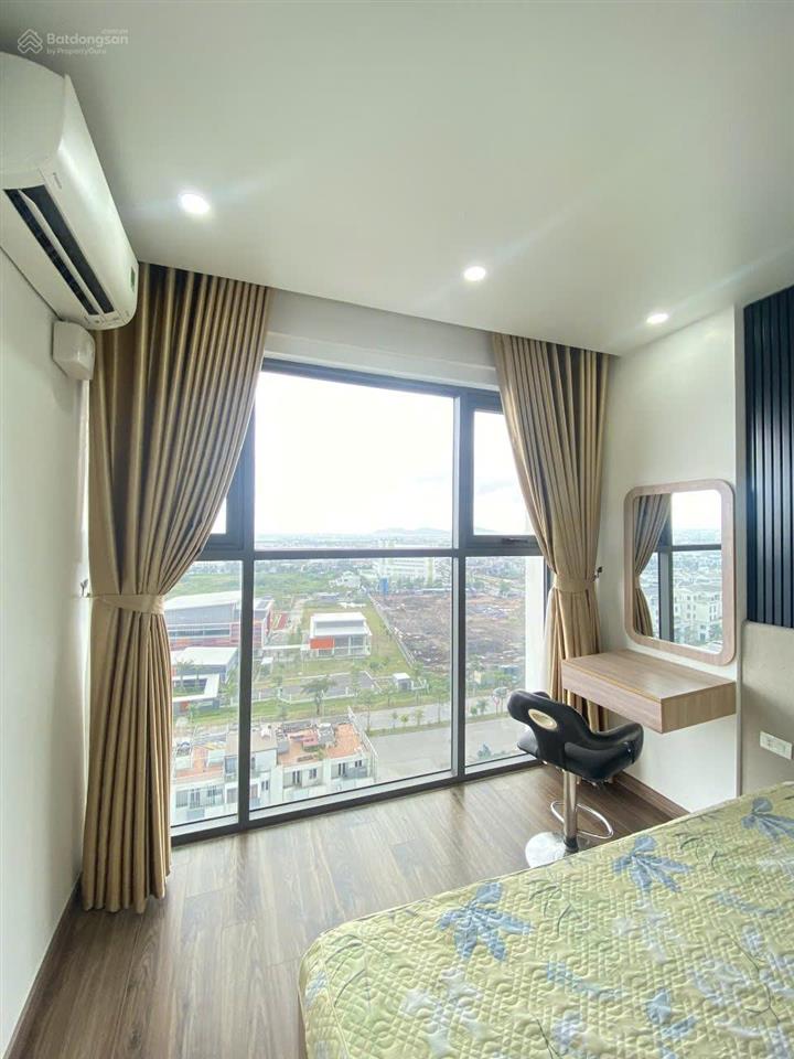 Chuyển nhượng căn hộ 2 pn minato 74m2, full nội thất, sẵn hợp đồng thuê, tầng giữa