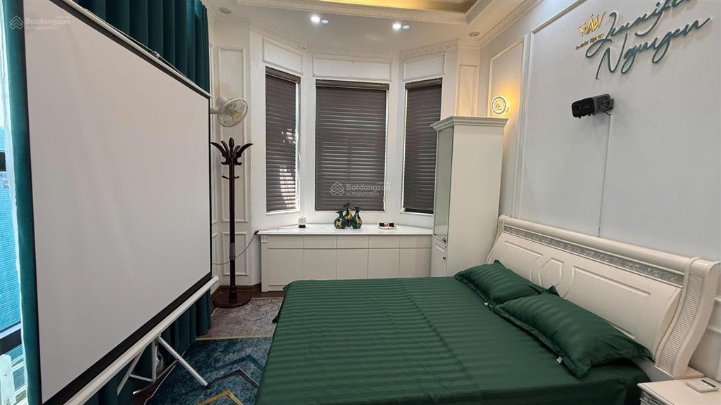 Chuyển nhượng bt song lập, manhattan vinhomes imperia, đằng sau shop house, gần tttm
