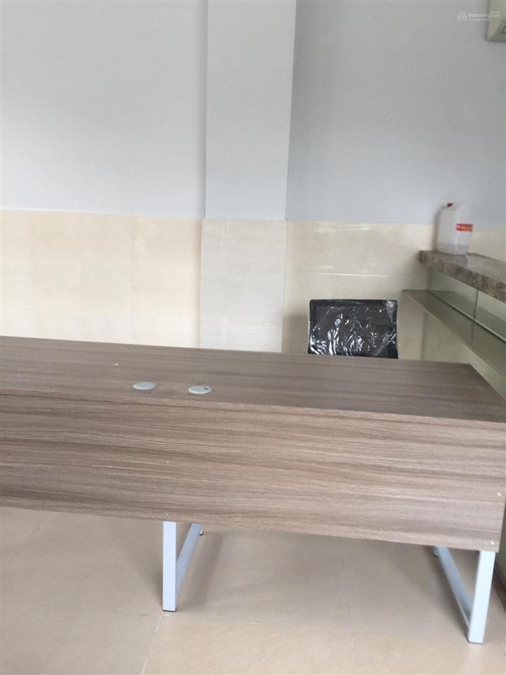 Cho thuê văn phòng nguyễn thế truyện, phường tân sơn nhì, 40m2, giá 9tr. có máy lạnh, đường lớn